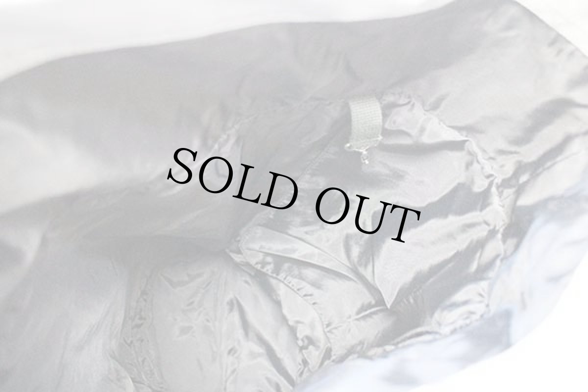 画像8: EASTPAKイーストパック アナーキー ロゴ 2WAY ナイロン ダッフルバッグ バックパック グリーングレー (8)