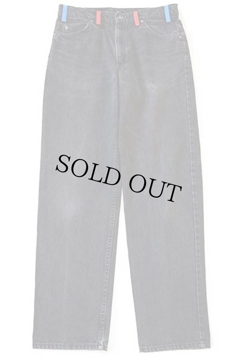 画像2: 90s USA製 Levi'sリーバイス 550 ハンドペイント ブラック デニムパンツ w34 L32 (2)