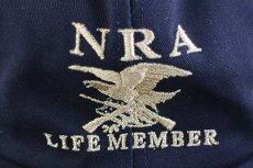 画像4: 80s USA製 NRA LIFE MEMBER 刺繍 金モール 装飾 キャップ 黒 (4)