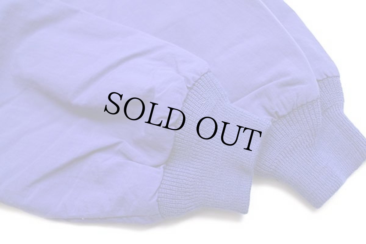 画像8: 80s USA製 EddieBauerエディーバウアー ロゴ刺繍 Hydrofil ナイロンジャケット 青紫 L (8)