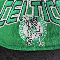 画像6: 90s STARTERスターター NBA BOSTON CELTICS ロゴ刺繍 ツートン 切り替え キャップ 緑×黒 (6)