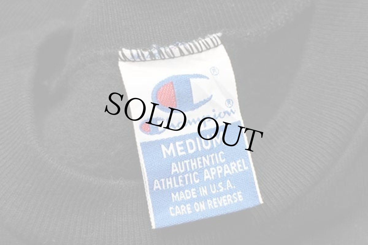 画像4: 90s USA製 Championチャンピオン ワンポイント スクリプト ロゴ刺繍 前V カットオフ スウェット 黒 M (4)