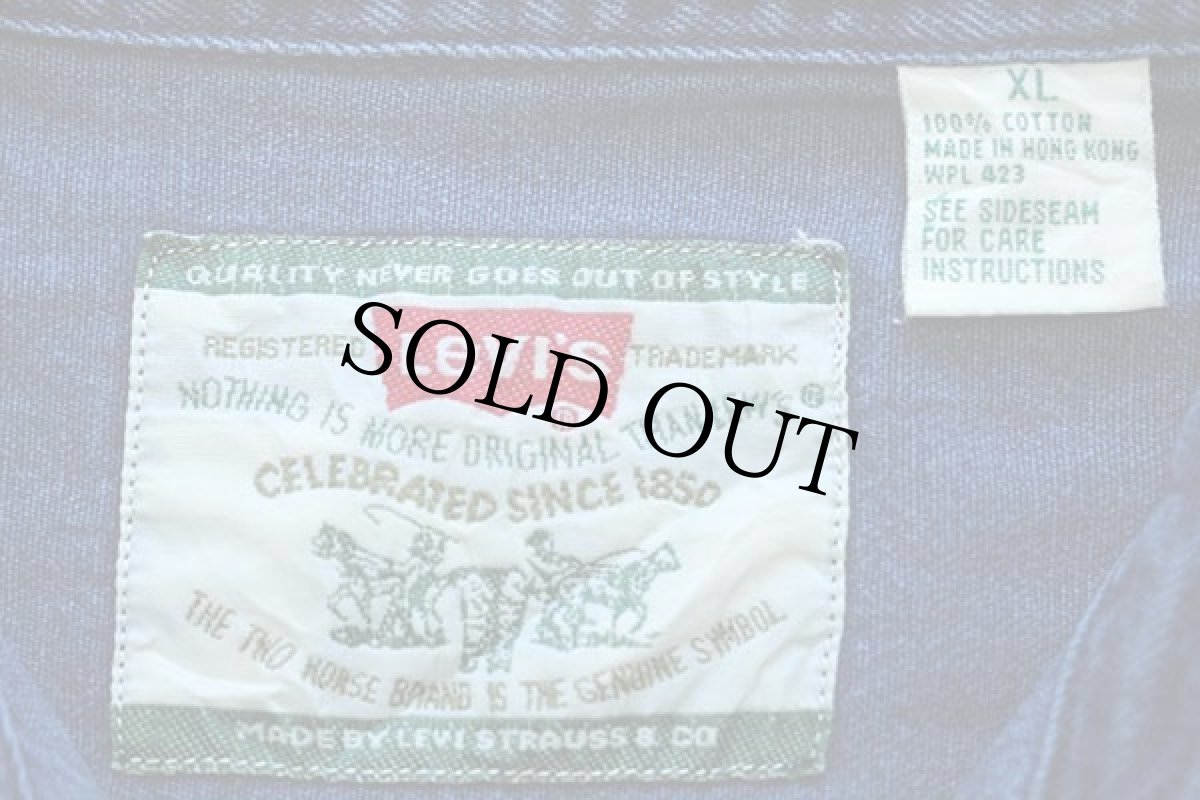 画像4: 90s Levi'sリーバイス カラーデニムシャツ 後染め 紺 XL (4)