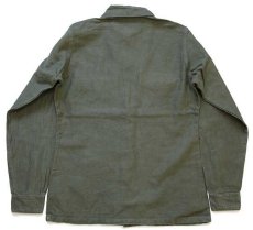 画像2: 70s 米軍 U.S.ARMY パッチ付き コットンサテン ユーティリティシャツ オリーブグリーン 14.5★D (2)