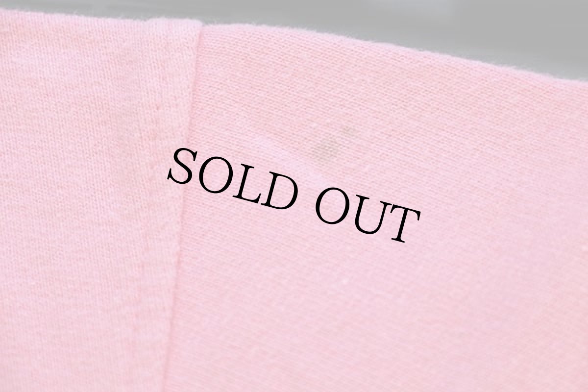 画像6: 90s イタリア製 PEPPER Californian 刺繍 ポケット付き リブライン 半袖 スウェット ピンク L (6)