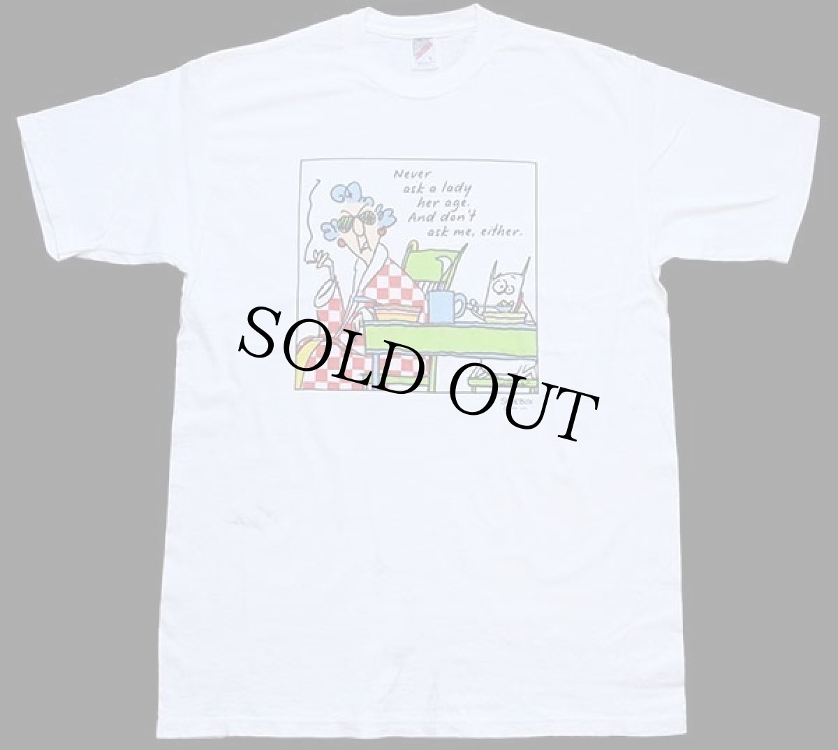 画像2: 90s USA製 SHOEBOX Never ask a lady her age. And don't ask me, either イラスト コットンTシャツ 白 L (2)