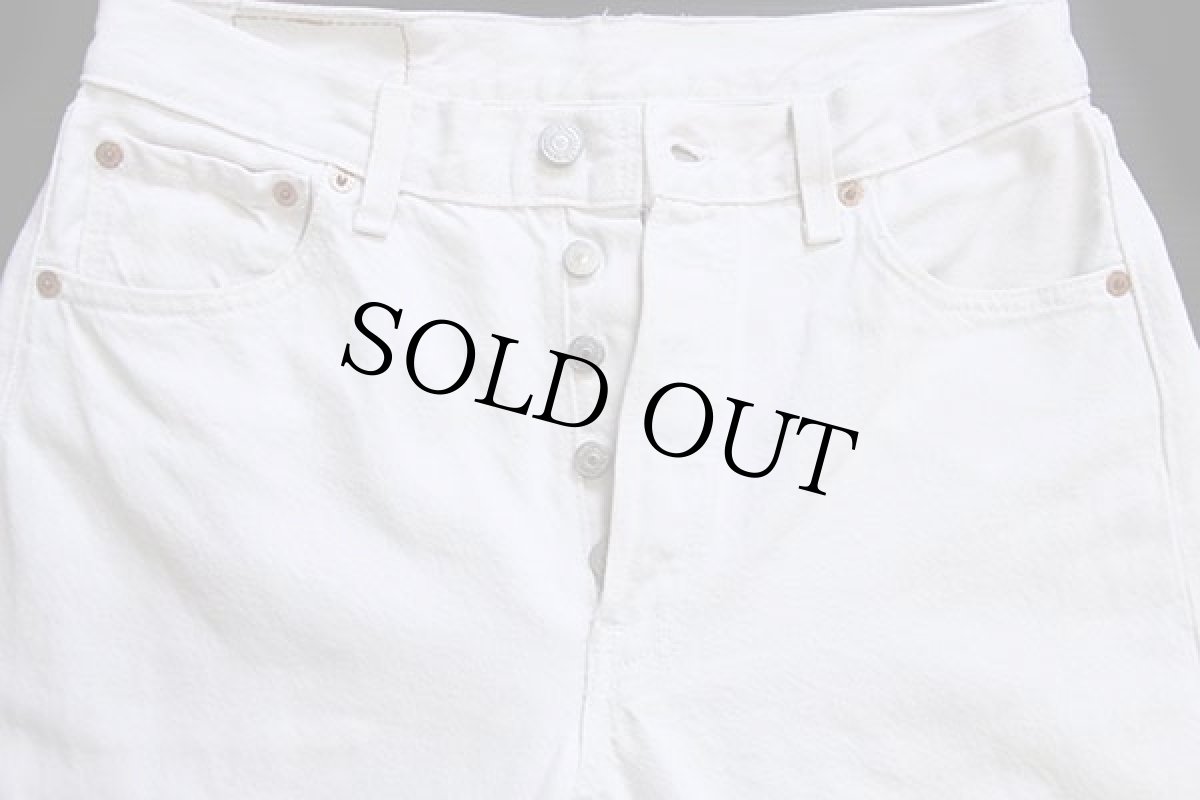 画像4: 90s USA製 Levi'sリーバイス 501 カラーデニムパンツ 生成り w30 L34 (4)