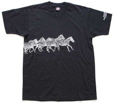 画像2: 80s USA製 シマウマ 発泡 巻きプリント アート Tシャツ 黒 L (2)