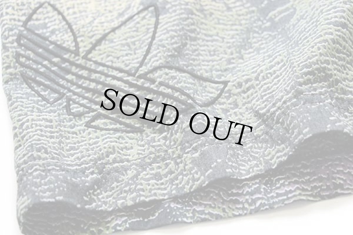 画像6: 90s adidasアディダス トレフォイル ビッグロゴ刺繍 総柄 グラデーション ナイロン ショートパンツ M★ショーツ (6)