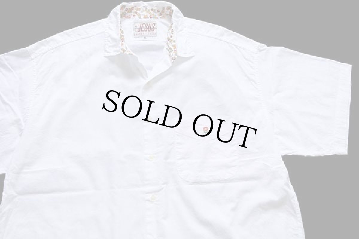 画像3: 90s イタリア製 JESUS ワンポイント 花柄 刺繍 半袖 コットンシャツ 白 XL (3)