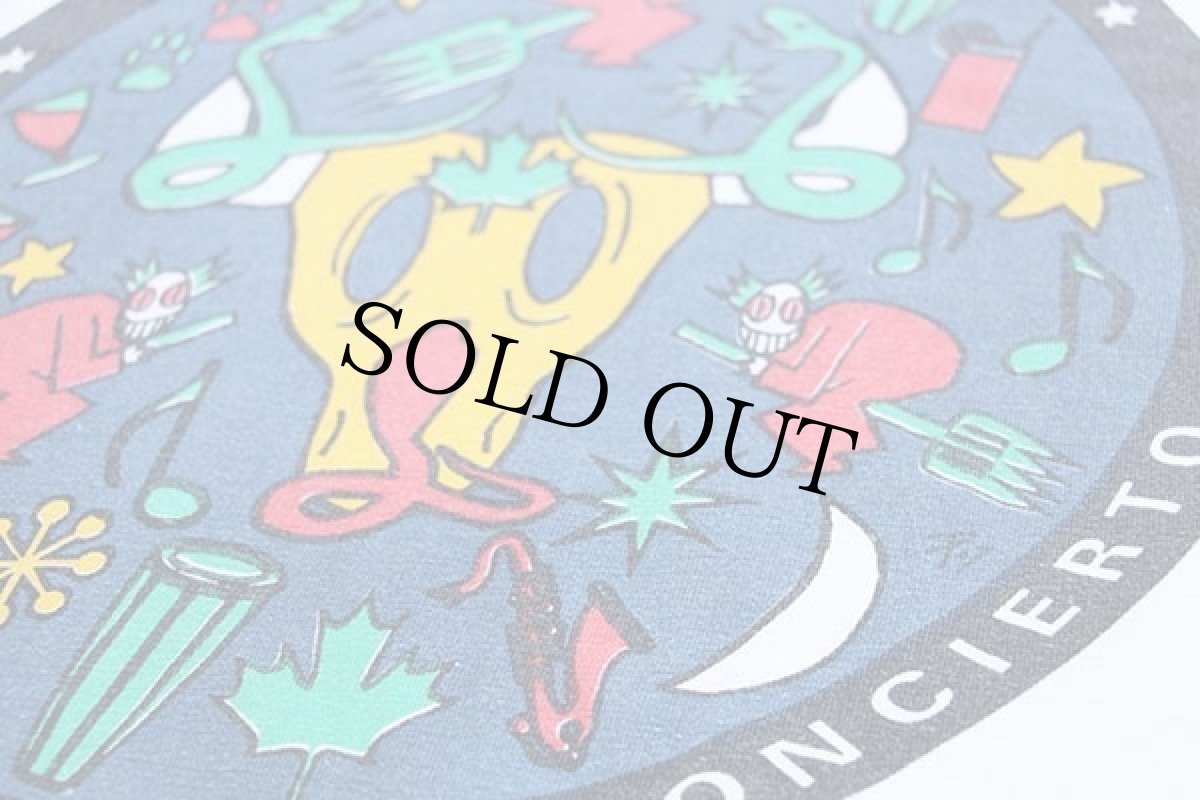 画像4: 90s AKELARRE CAFE CONCIERTO 染み込みプリント アート コットンTシャツ 白 (4)