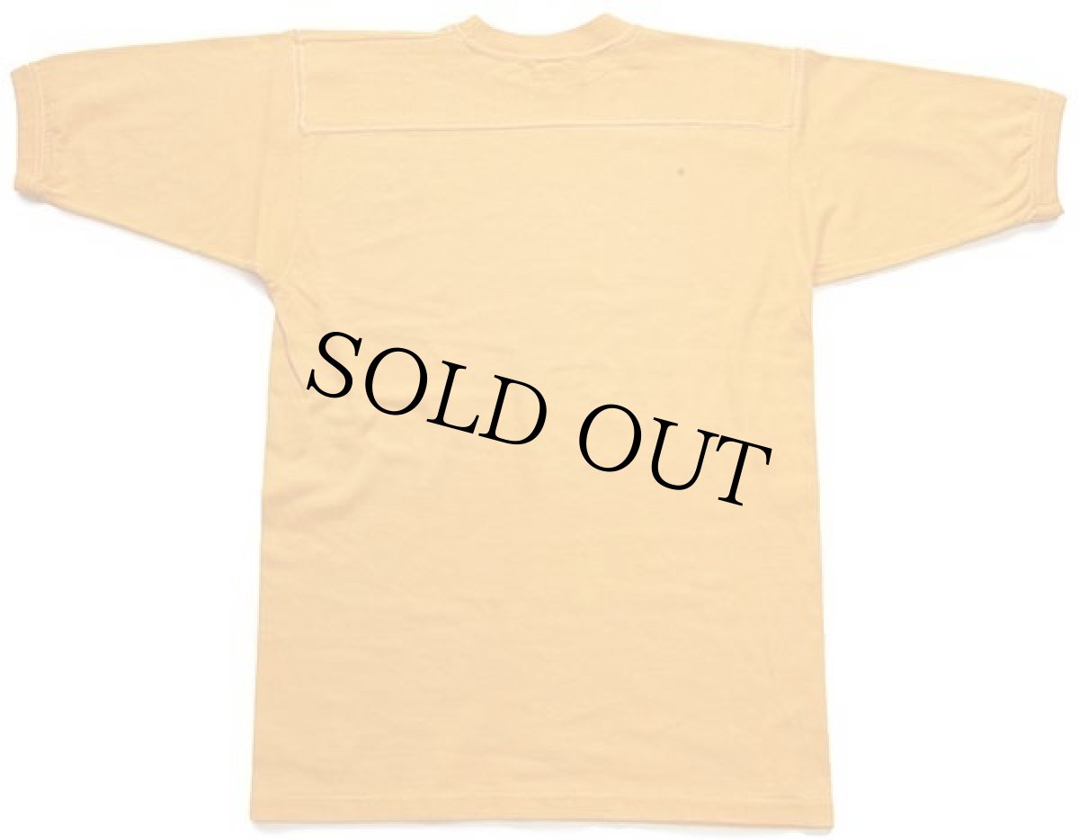 画像3: 70s USA製 BETA SIGMA PHI フラタニティ フェルトプリント アスレチックTシャツ 黄 M (3)