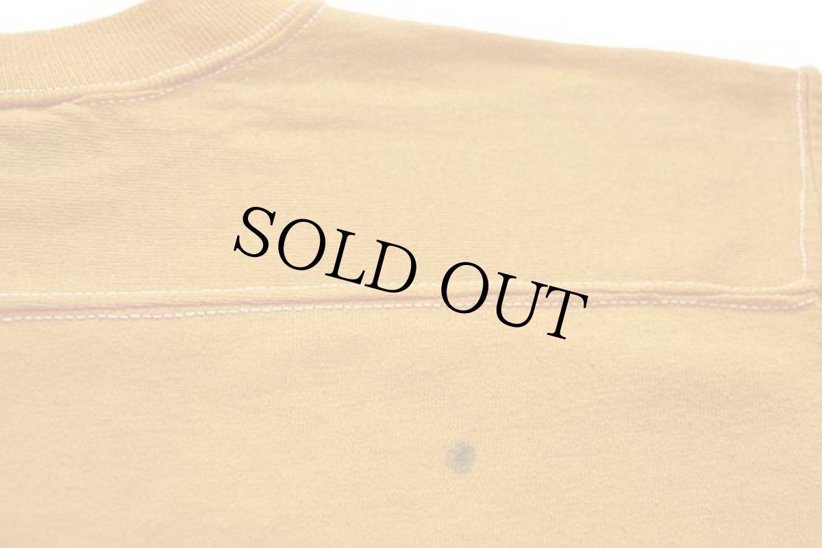 画像6: 70s USA製 BETA SIGMA PHI フラタニティ フェルトプリント アスレチックTシャツ 黄 M (6)