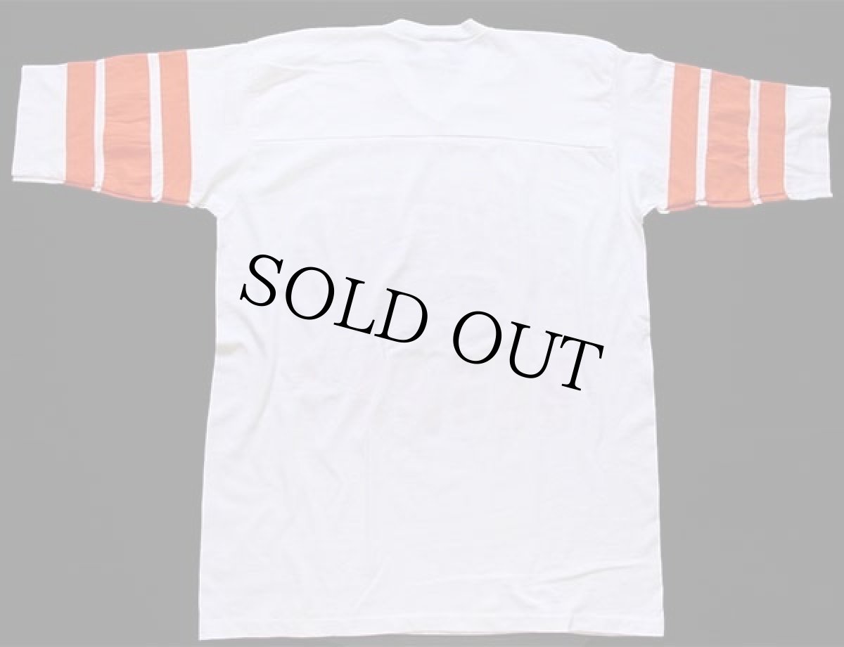 画像2: 80s USA製 LOGO7 NFL CLEVELAND BROWNS 19 三段中抜き ビッグロゴ Vネック フットボールTシャツ 白 (2)