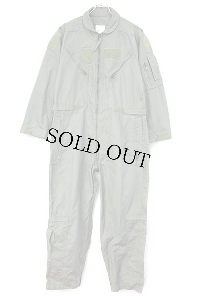 画像2: 90s 米軍 CWU-27/P カバーオール アラミド フライトスーツ セージグリーン 40S★20 つなぎ (2)