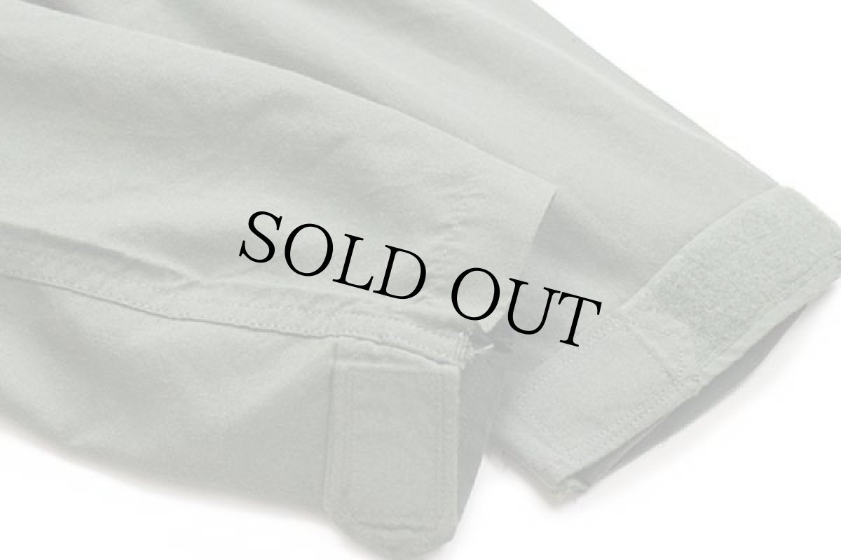 画像9: 00s 米軍 CWU-27/P カバーオール アラミド フライトスーツ セージグリーン 40R★17 つなぎ (9)