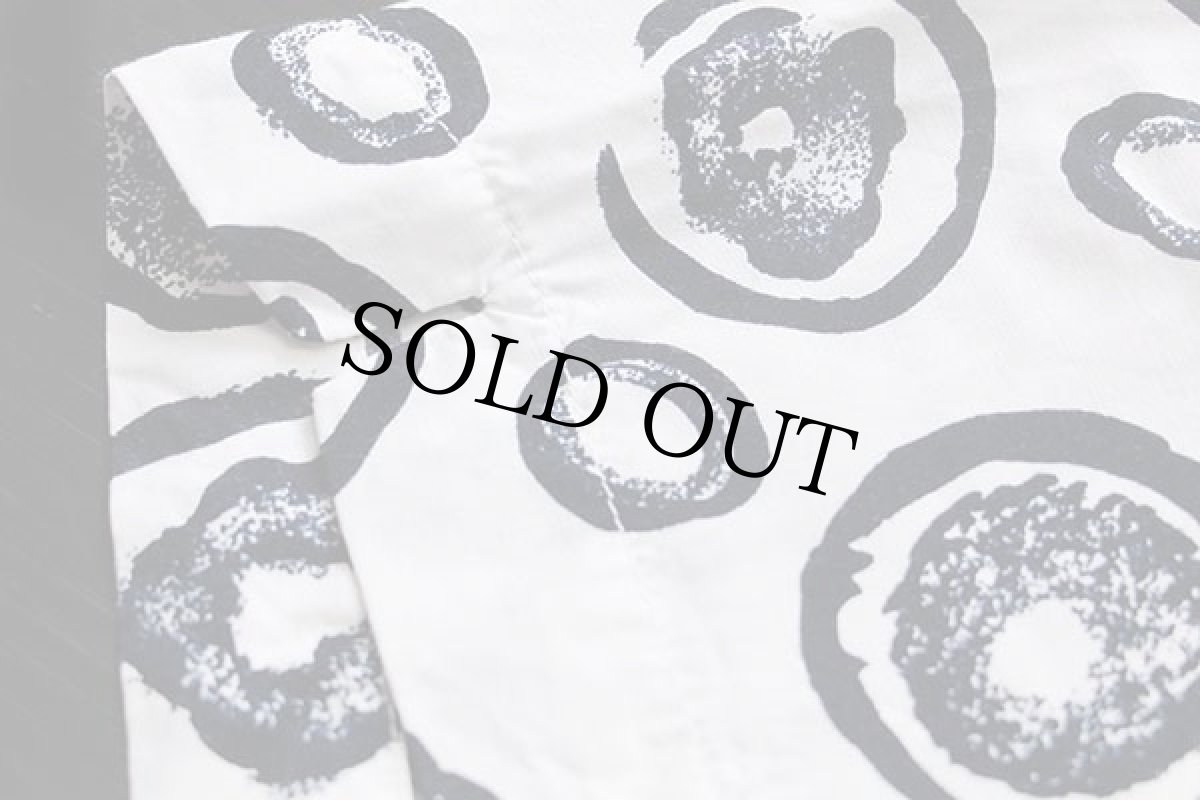 画像6: 90s イタリア製 nara CAMICE アート 総柄 半袖 レーヨンシャツ 白×紺 (6)