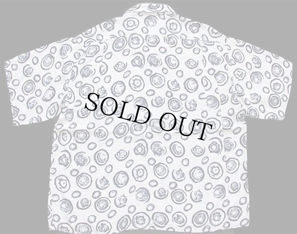 画像2: 90s イタリア製 nara CAMICE アート 総柄 半袖 レーヨンシャツ 白×紺 (2)