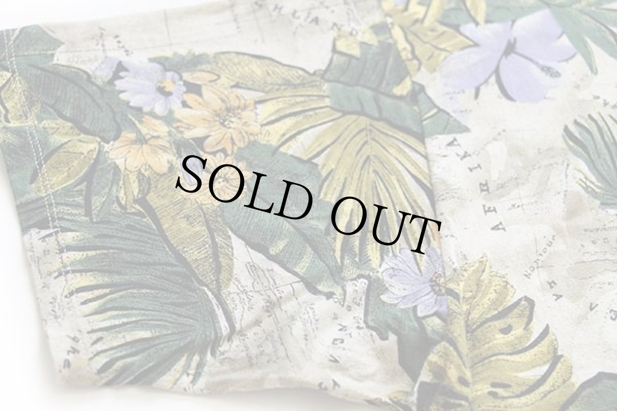 画像6: 90s イタリア製 BENETTONベネトン マップ×ボタニカル柄 オールオーバープリント ショート丈 コットンTシャツ XL (6)