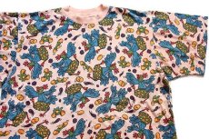 画像1: 90s 南アフリカ製 DINOSAURS&ROSES ニワトリ たまご 総柄 コットンTシャツ ピンク (1)
