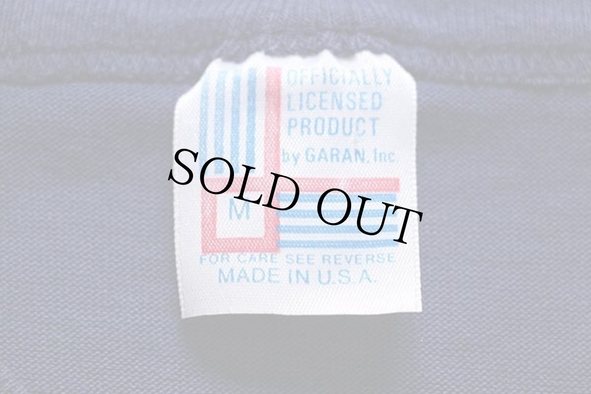 画像4: 80s USA製 NFL CHICAGO BEARS ビッグロゴ ひび割れプリント Vネック フットボールTシャツ 紺 M (4)