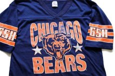 画像1: 80s USA製 NFL CHICAGO BEARS ビッグロゴ ひび割れプリント Vネック フットボールTシャツ 紺 M (1)