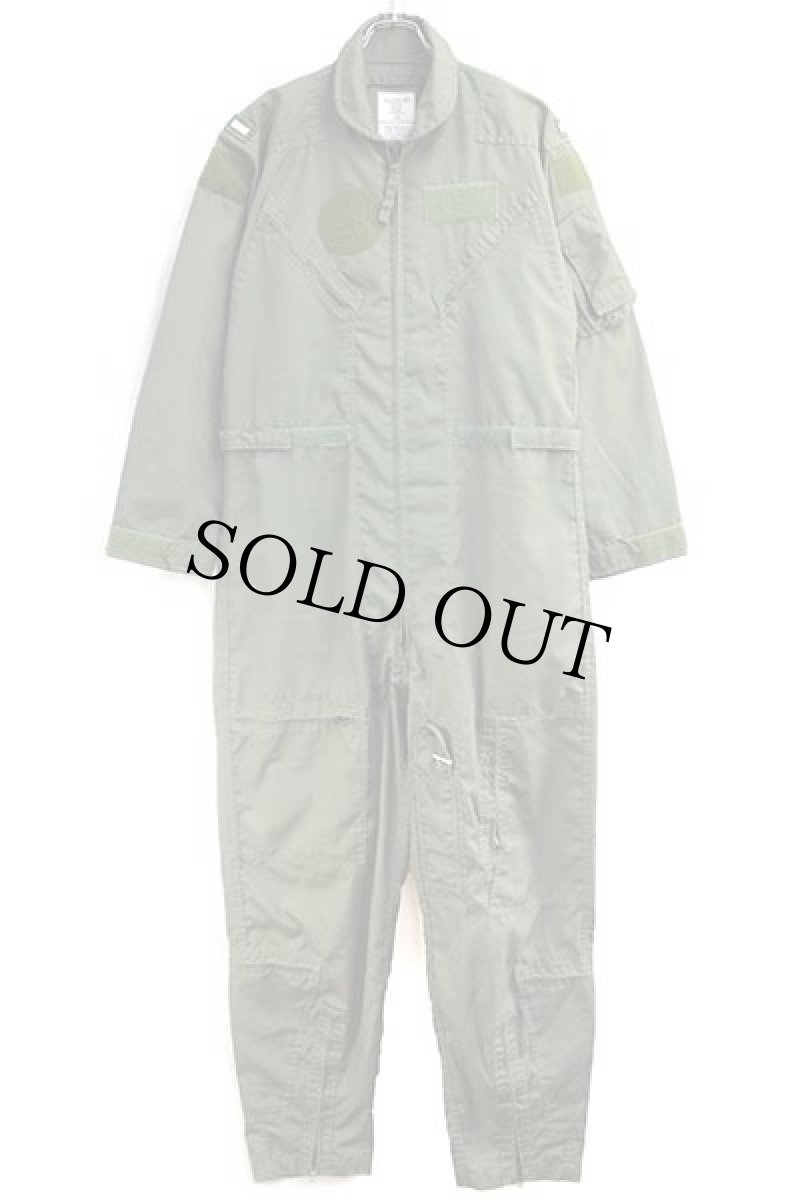 画像2: 90s 米軍 CWU-27/P カバーオール アラミド フライトスーツ セージグリーン 42R★33 つなぎ (2)