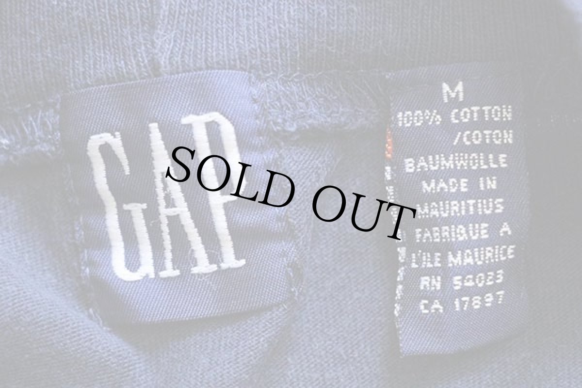 画像4: 90s GAPギャップ モックネック 無地 コットン ポケットTシャツ 紺 M (4)