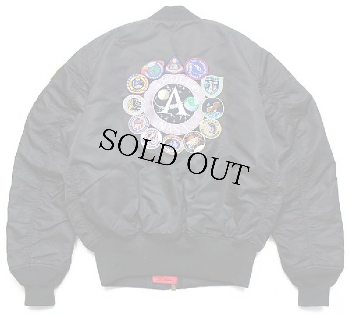 画像2: ALPHAアルファ NASA APOLLO 星条旗 パッチ付き MA-1 フライトジャケット 黒 S (2)