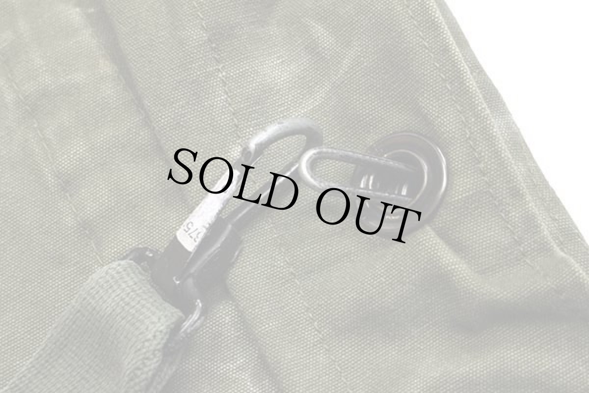 画像5: 70s 米軍 US ステンシル ポケット付き キャンバス ダッフルバッグ ダメージ オリーブドラブ (5)