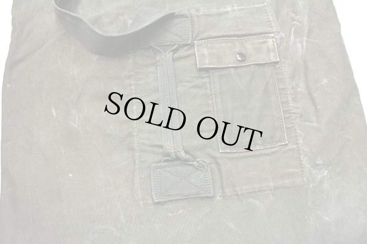 画像3: 70s 米軍 US ステンシル ポケット付き キャンバス ダッフルバッグ ダメージ オリーブドラブ (3)