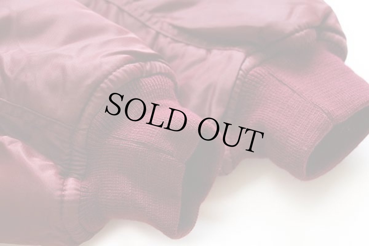 画像9: デッドストック★90s イタリア製 Levi'sリーバイス MA-1タイプ ロゴ刺繍 ナイロン フライトジャケット ボルドー L★ユーロ (9)