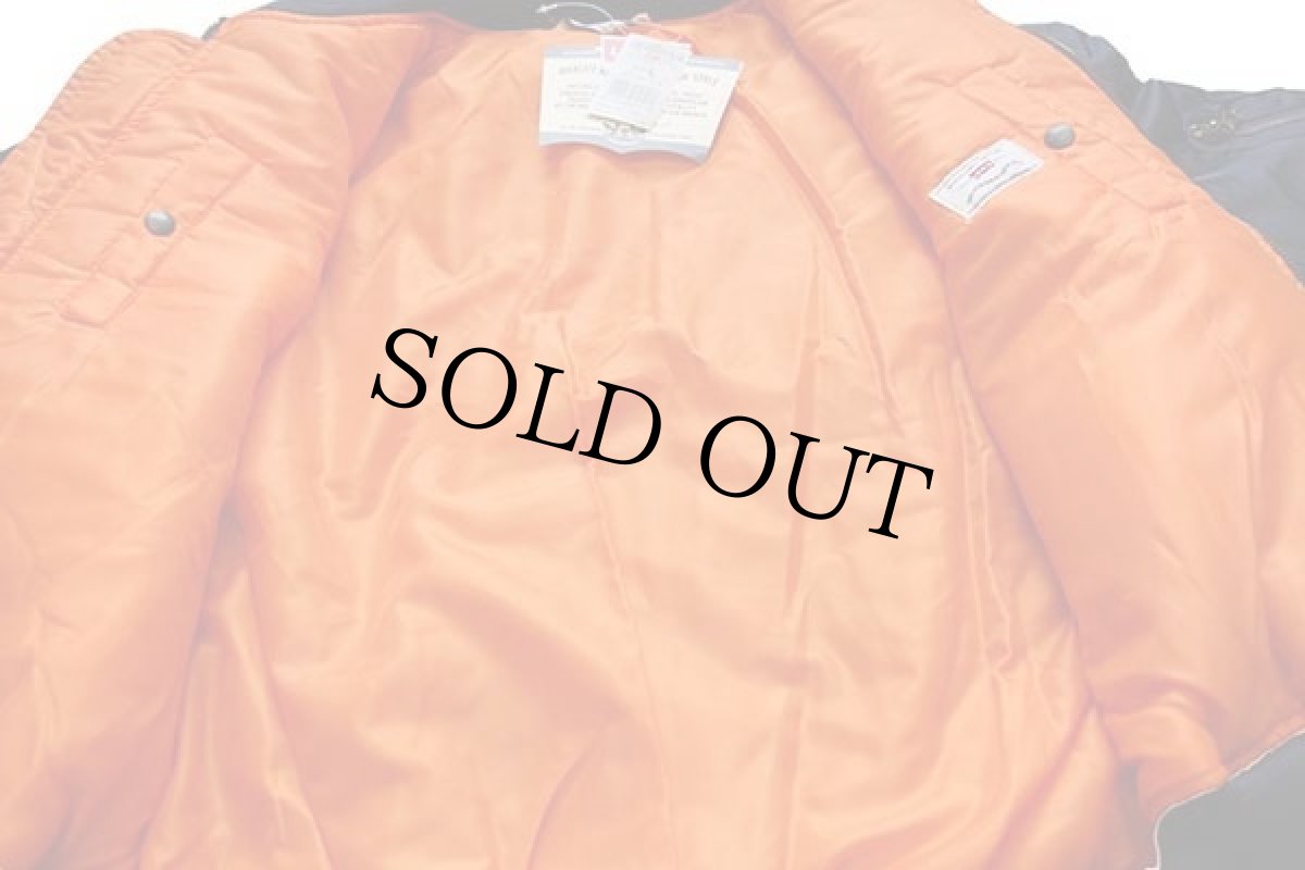 画像8: デッドストック★90s イタリア製 Levi'sリーバイス MA-1タイプ ロゴ刺繍 ナイロン フライトジャケット 紺 L★ユーロ (8)