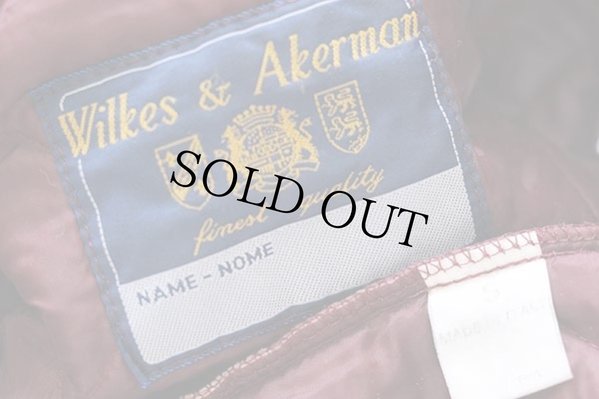 画像4: 90s イタリア製 Wilkes&Akerman Ornella Prosperi 刺繍 ナイロン キルティングベスト ワインレッド (4)