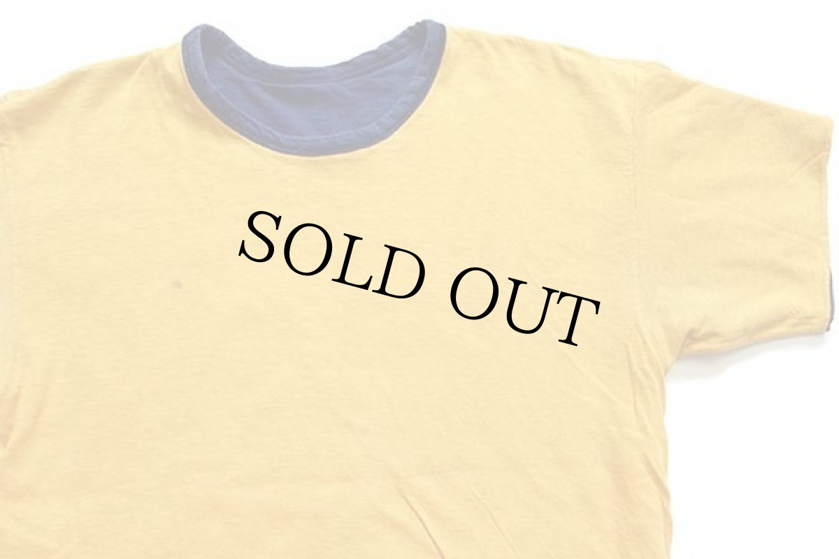 画像8: 80s USA製 Championチャンピオン PHYSICAL EDUCATION 156 UW-OSHKOSH ひび割れプリント コットン リバーシブルTシャツ紺×黄 (8)