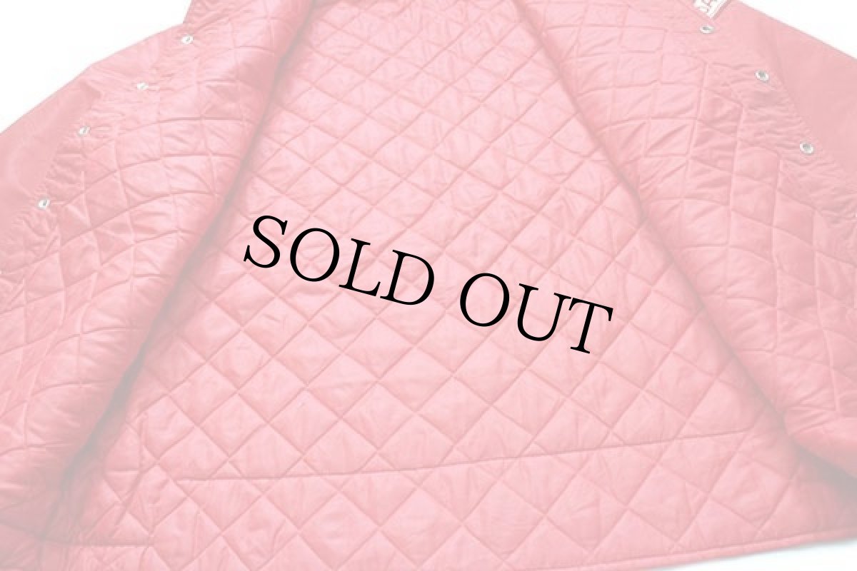 画像5: 80s NOTRE DAME HUSKIES パッチ付き キルティングライナー ナイロンスタジャン 赤 (5)