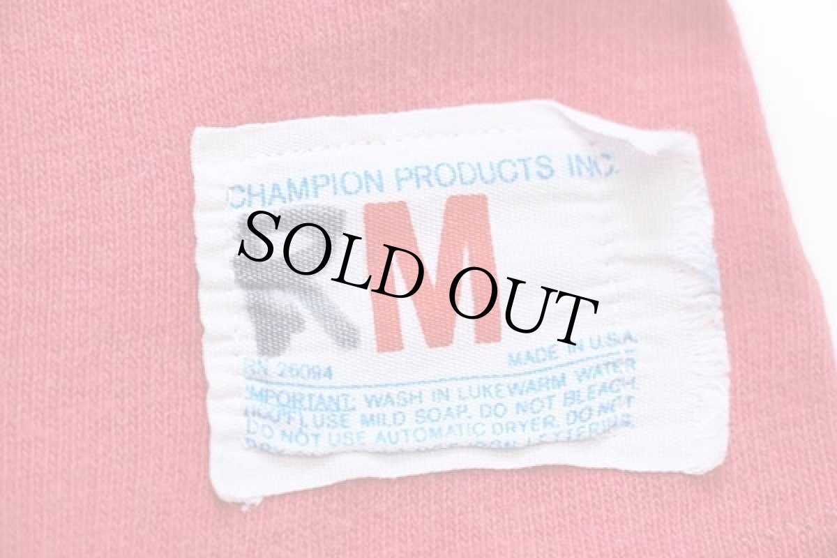 画像4: 70s USA製 Championチャンピオン MANITOBA 76 ナンバリング コットン フットボールTシャツ 赤 フェード M (4)