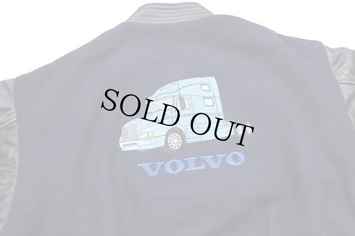 画像4: カナダ製 VOLVOボルボ コンボイ トラック刺繍 キルティングライナー メルトン ウール 袖革スタジャン 紺 XL (4)