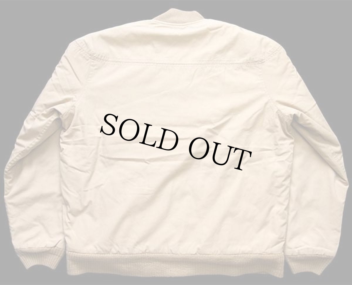 画像2: 80s Catalina Varsity トビウオ総柄 キルティングライナー ダービージャケット カーキ 42LONG (2)