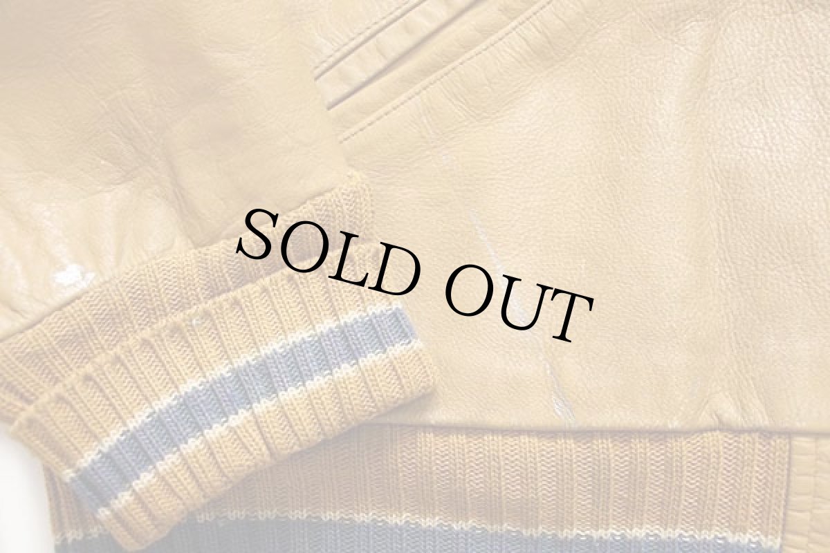 画像8: 60s HOWE パッチ付き オールレザー スタジャン ボロ ペンキ飛び 黄土色 46 (8)