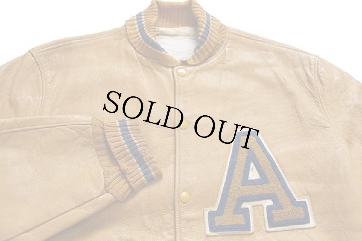 画像3: 60s HOWE パッチ付き オールレザー スタジャン ボロ ペンキ飛び 黄土色 46 (3)