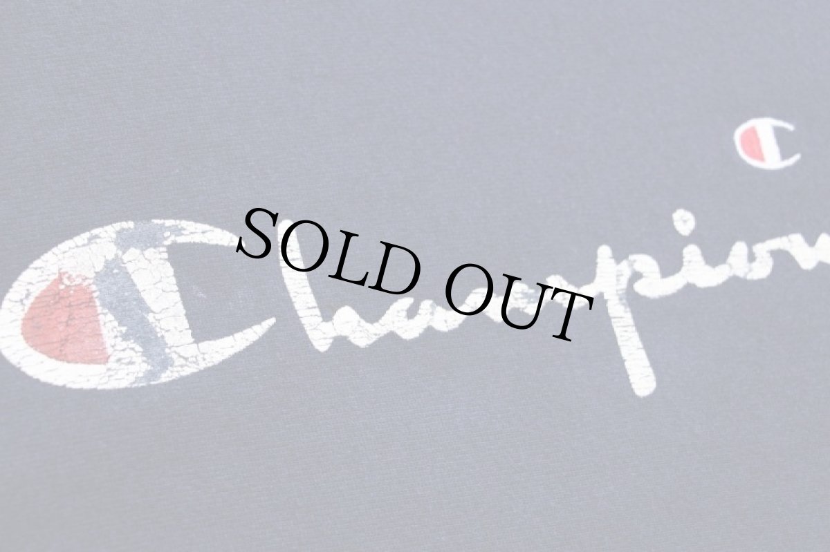 画像5: 90s USA製 Championチャンピオン スクリプト ビッグロゴ ひび割れプリント 目あり リバースウィーブ スウェット 紺 M (5)