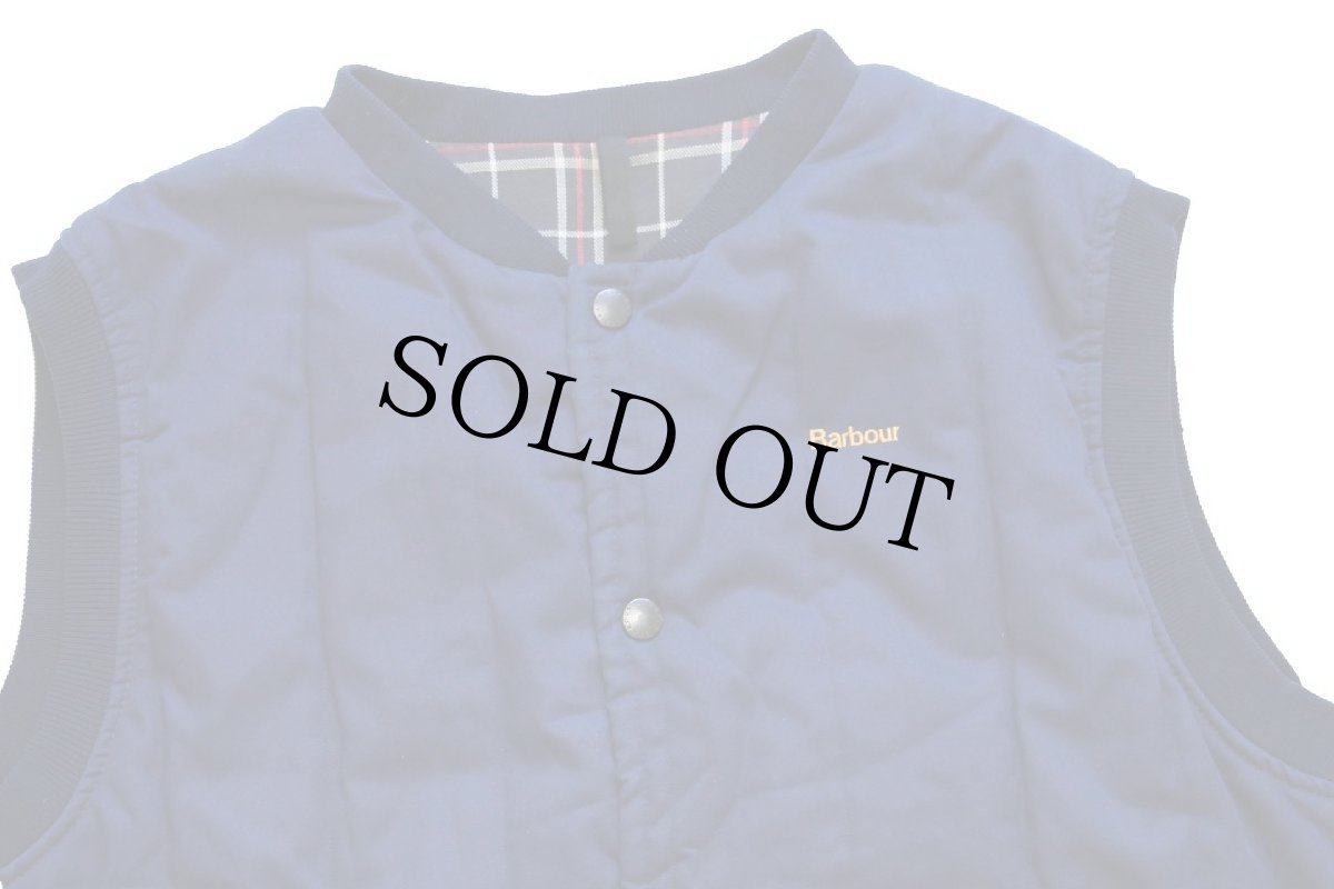 画像3: 90s 英国製 Barbourバブアー D345 TREKKER WAISTCOAT ロゴ刺繍 タータンチェックライナー キルティング トレッカーベスト 紺 XL (3)