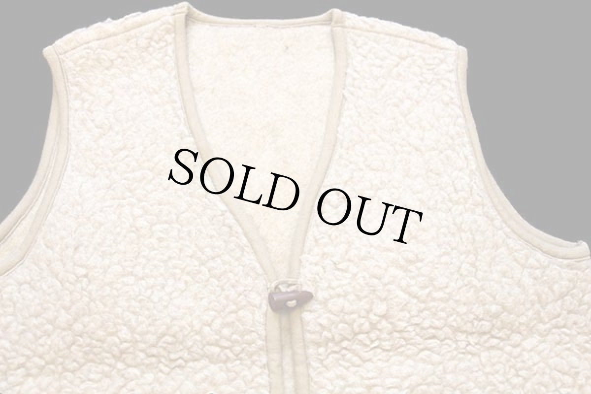 画像3: FLOKATI トグルボタン ウールパイル ベスト ナチュラル (3)