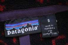 画像4: 90s USA製 patagoniaパタゴニア スノー 総柄 フリース スナップT 黒×赤 S (4)