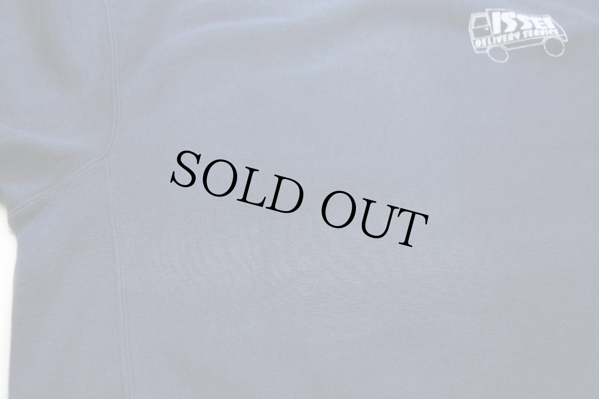 画像6: 00s メキシコ製 Championチャンピオン DELIVERY SERVICE ISSEI STAFF 両面ひび割れプリント リバースウィーブ スウェット 紺 フェード M (6)