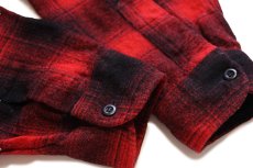 画像6: 70s USA製 PENDLETONペンドルトン Outdoors Man オンブレチェック ウールシャツ 赤×黒 M (6)