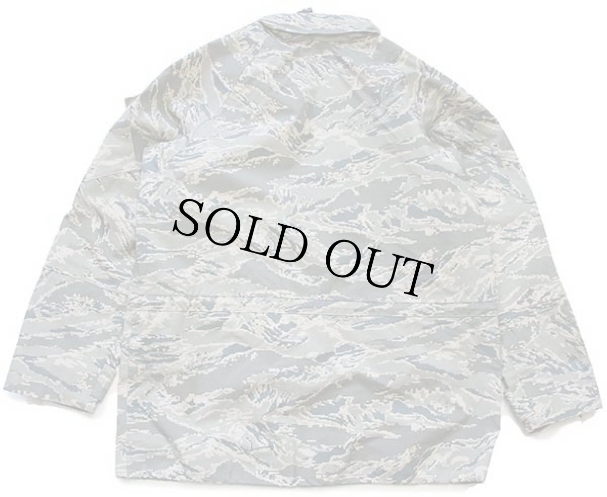 画像2: 00s 米軍 USAF APECS ABU デジタル タイガーカモ GORE-TEXゴアテックスパーカー M-R (2)