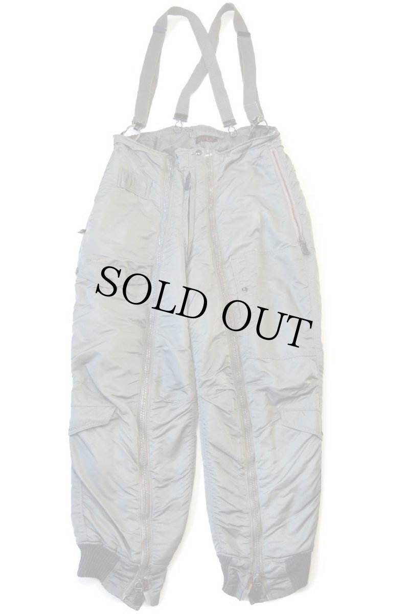 画像2: 50s 米軍 USAF A-11D ナイロン フライトパンツ サスペンダー付き セージグリーン 34 (2)