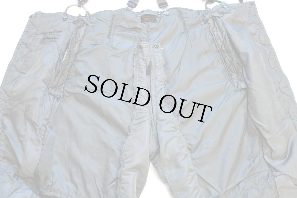 画像4: 50s 米軍 USAF A-11D ナイロン フライトパンツ サスペンダー付き セージグリーン 34 (4)